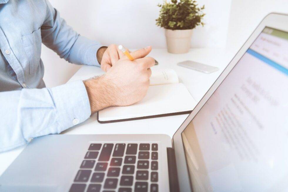 jeshoots com LtNvQHdKkmw unsplash 1 1024x683 1 980x654 1